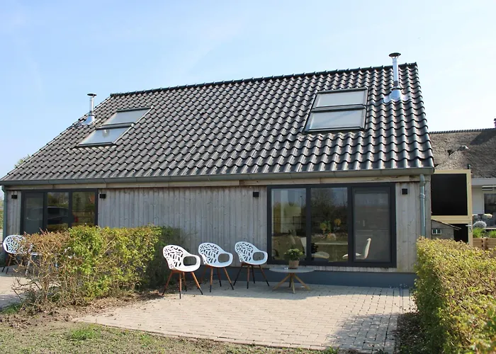 Bed & Breakfast Hof Kooij 3*